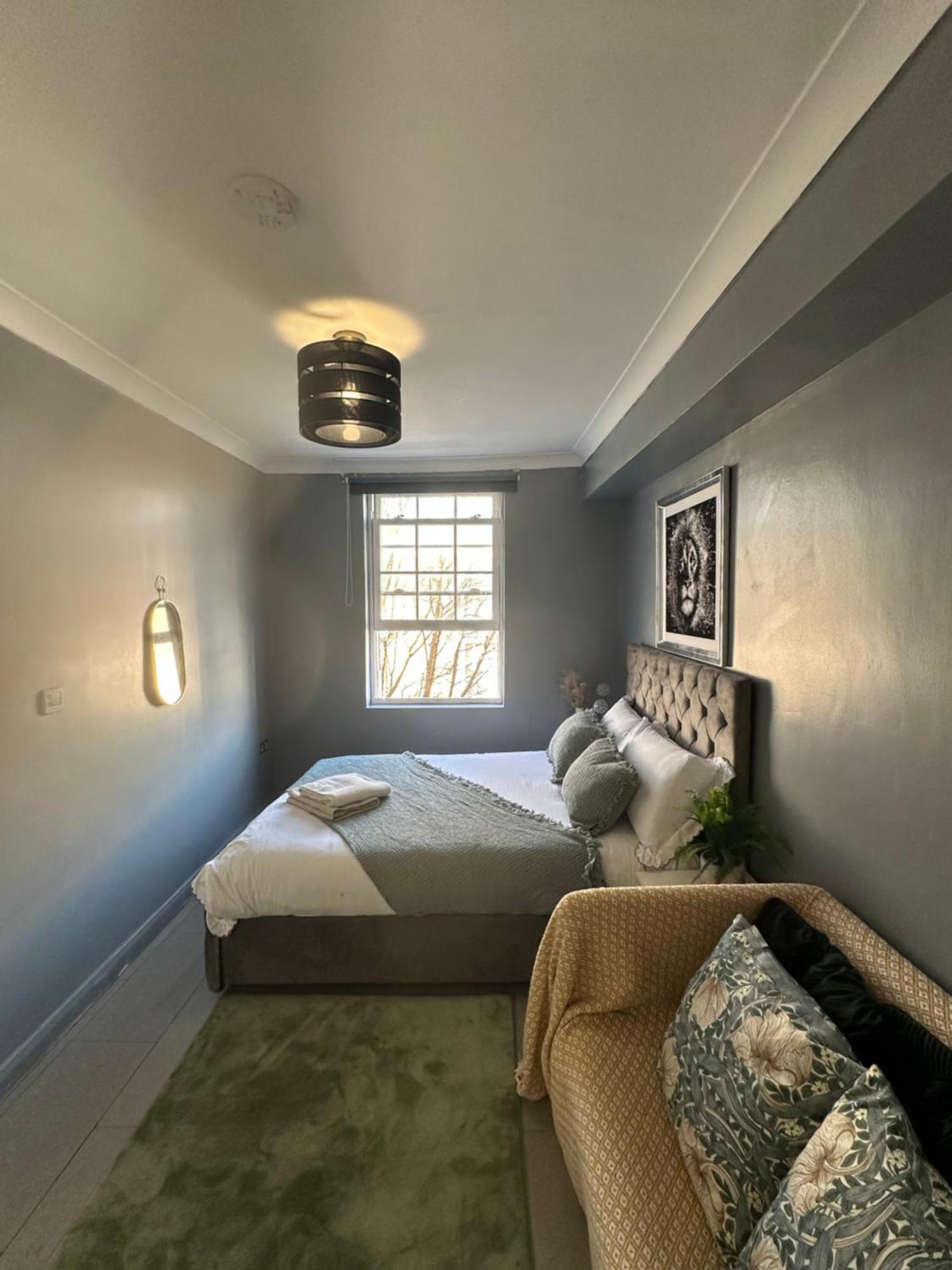 לונדון "Bright & Spacious" 3 Bedroom Flat By Kings Cross, St Pancras Station!!!!64 מראה חיצוני תמונה